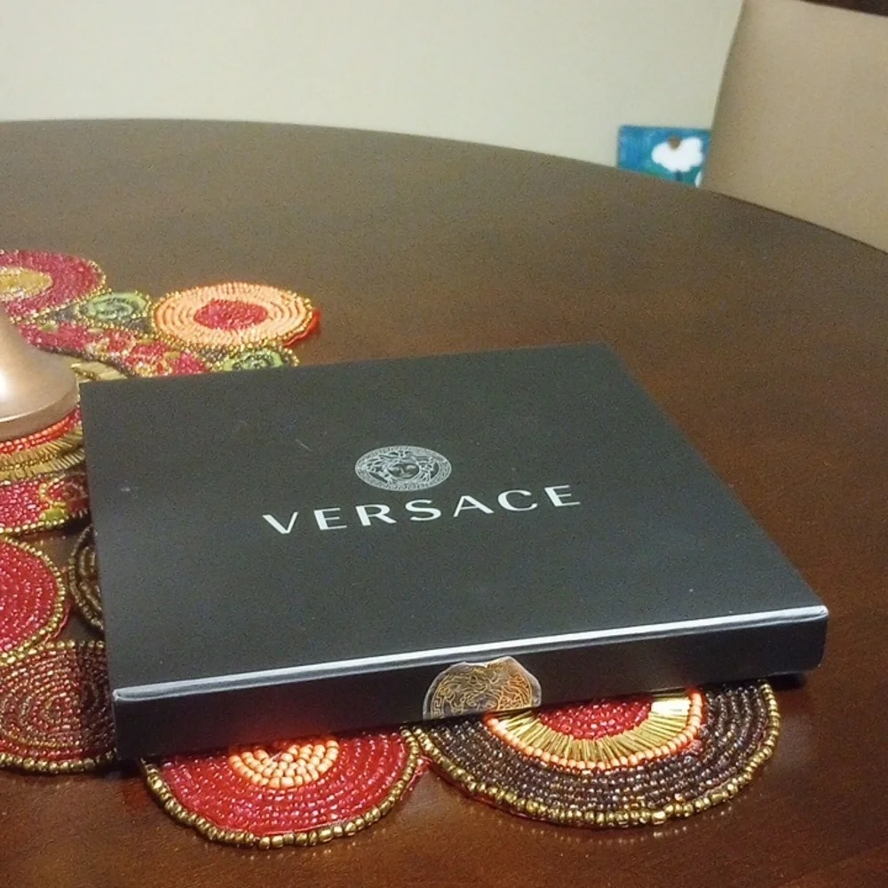 Versace Gift Box with Tissue Paper - Picture 8 of 14